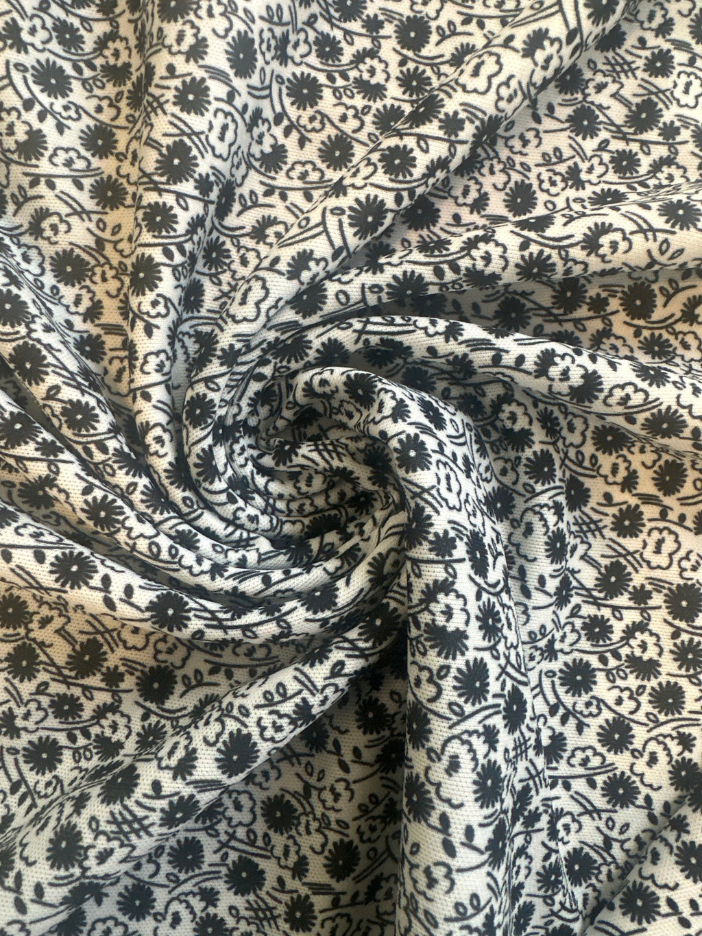 Black & White Ditzy Flowers