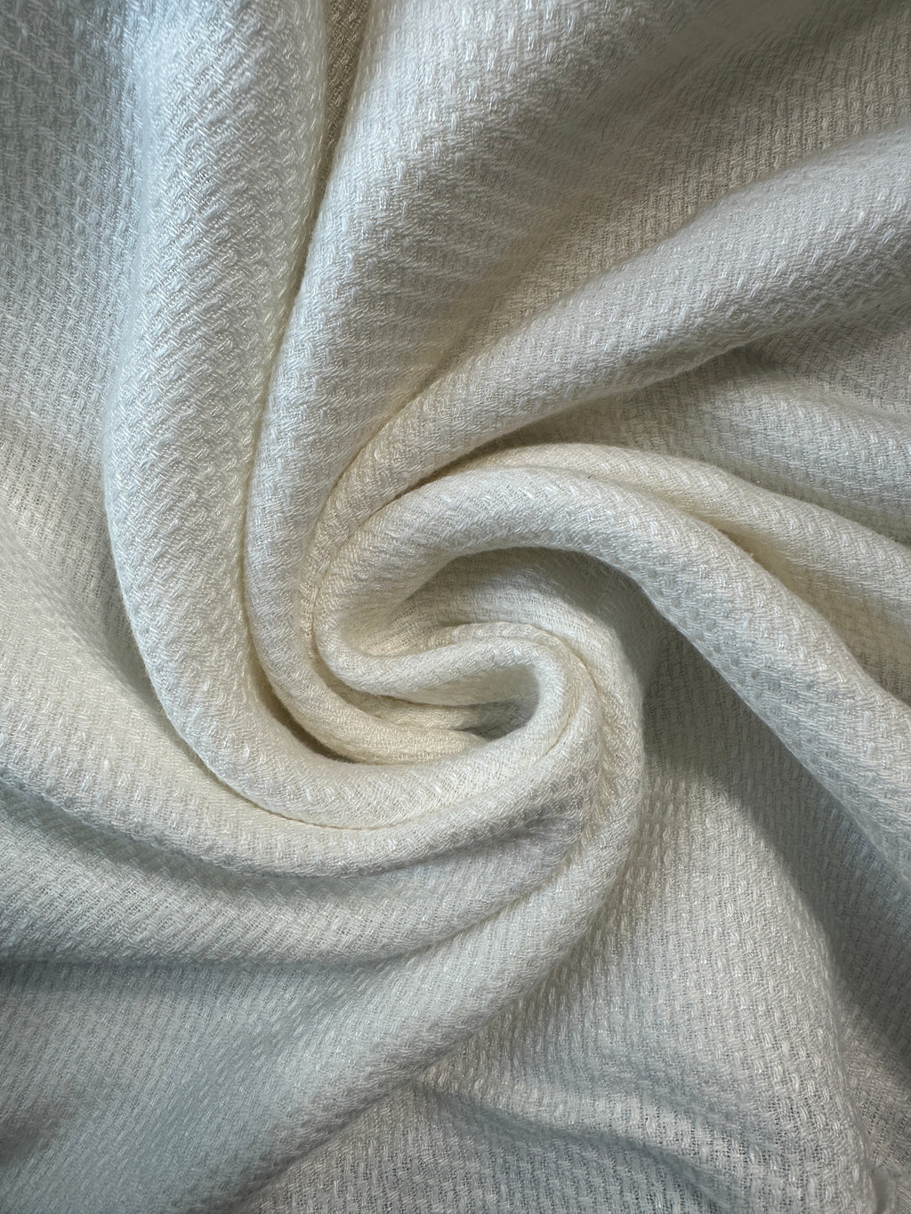 Snow White Basketweave