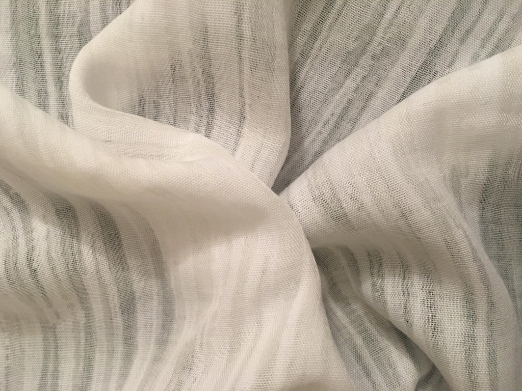 CA8B6DFF-DF31-4361-BB29-152068525108